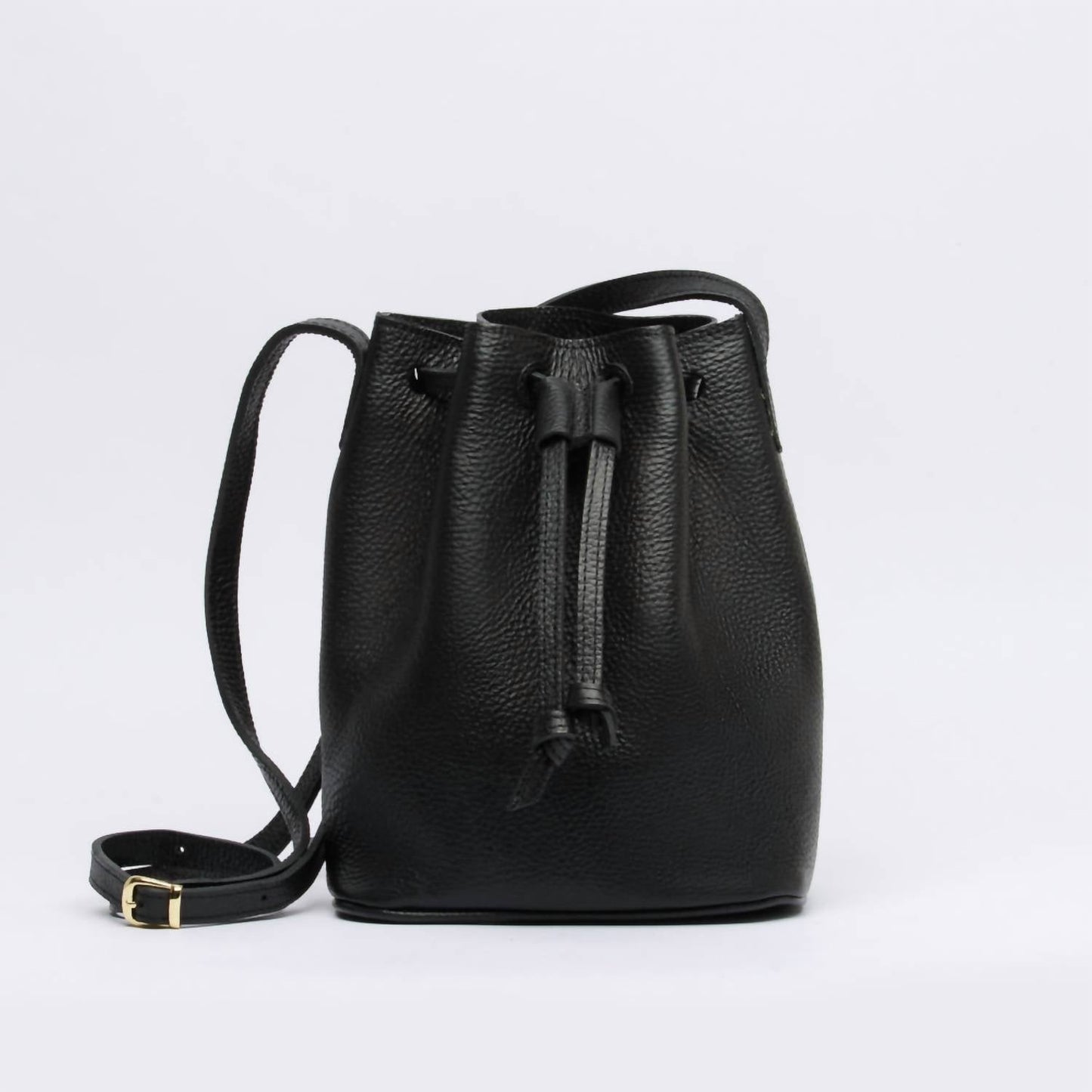 Mesch - Women's Madison Bucket Bag