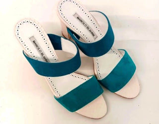 Manolo Blahnik - Women's Klaiapla Shoes