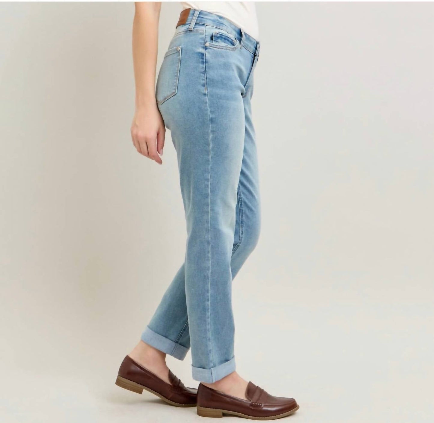 Judy Blue - V-front Cuffed Boyfriend Jeans