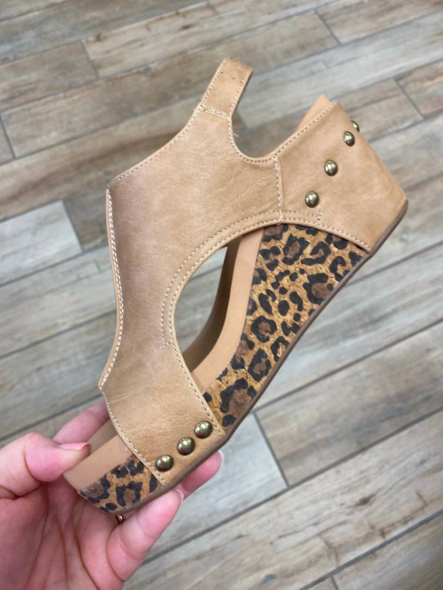 Corkys Footwear - Women's Carley Smooth With Leopard Soles Sandals