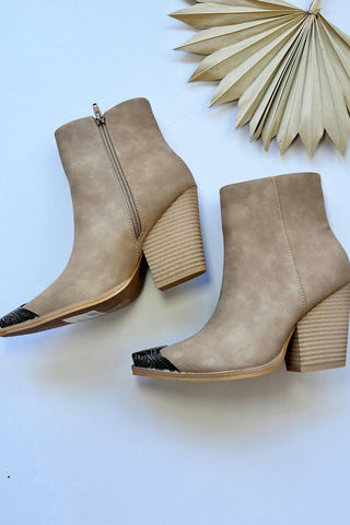 Oasis Society - Women's Zion Western Boots