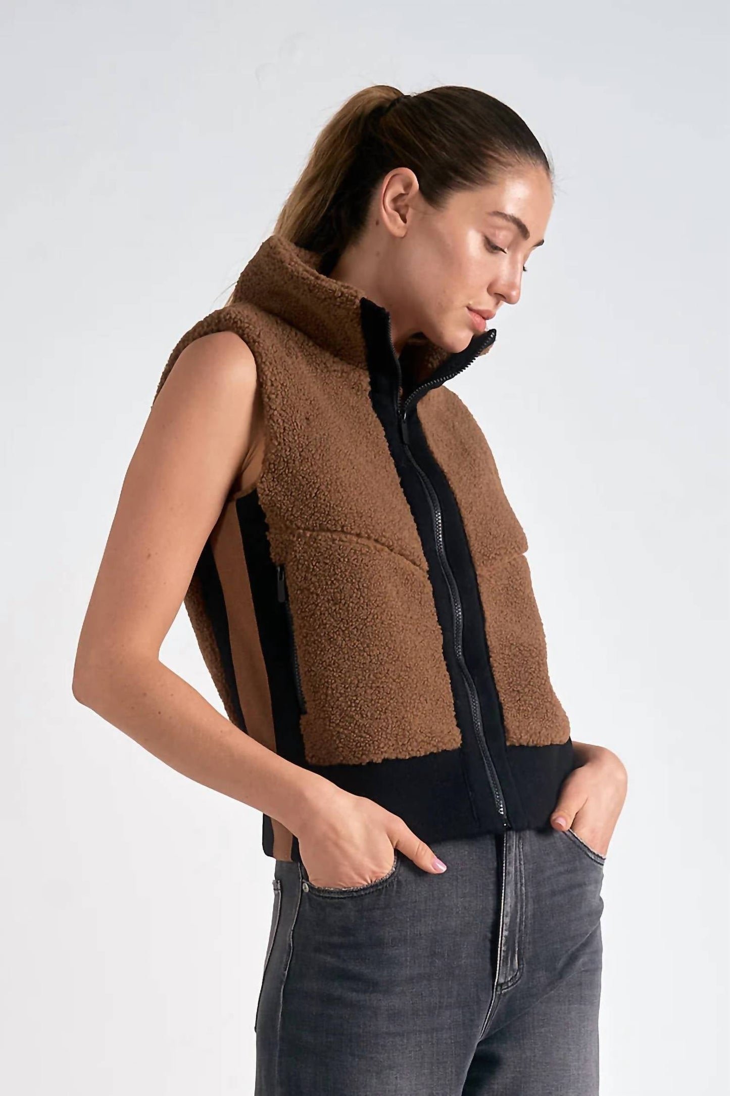 Elan - Vancouver Vest