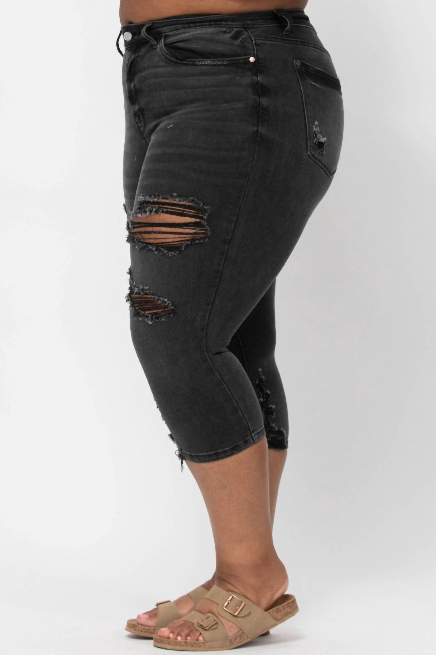 Judy Blue - Destroyed Skinny Capri