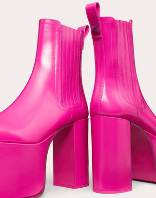 Valentino Garavani - Women's Club Calfskin Ankle Boots