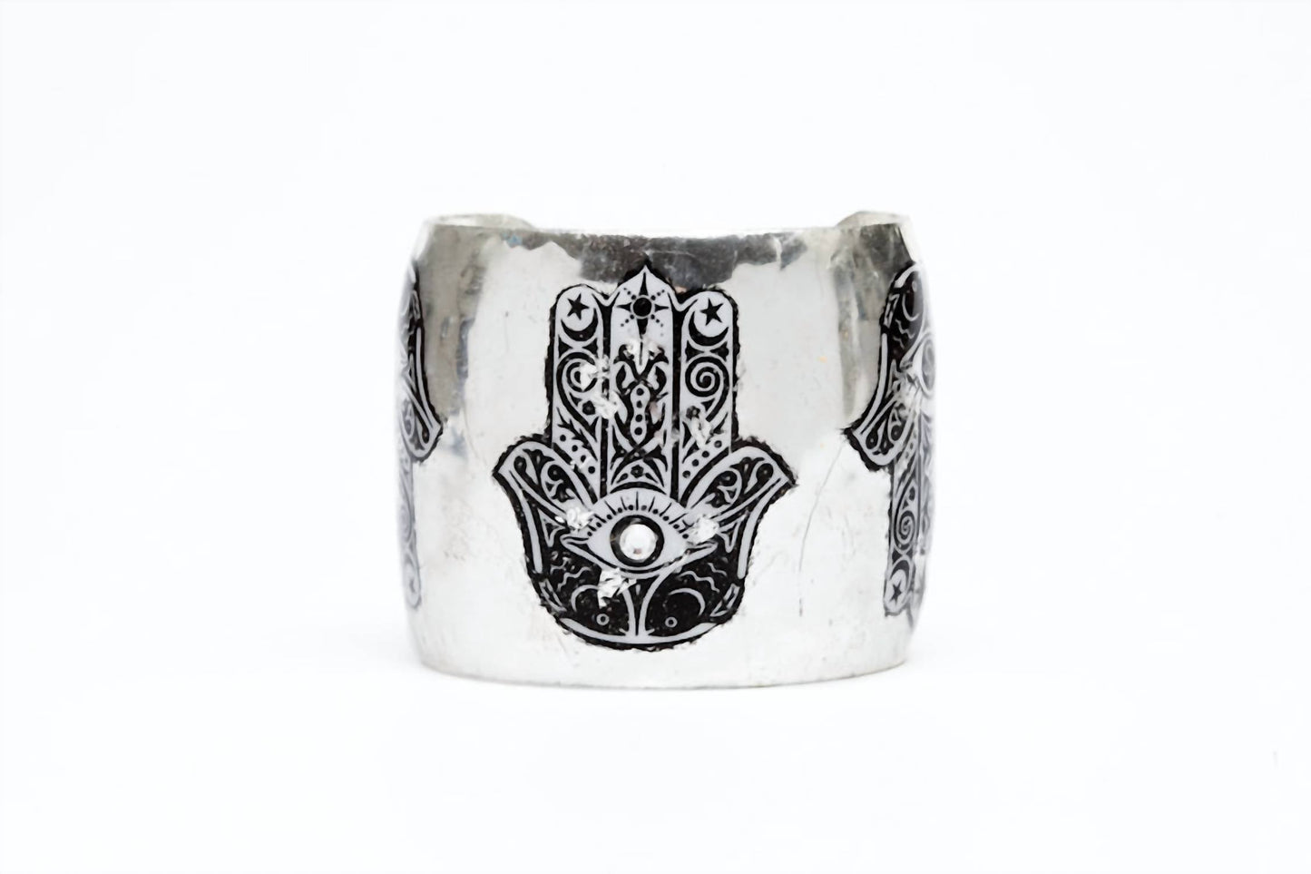 Avenue Chic - Women's Hamsa Cuff