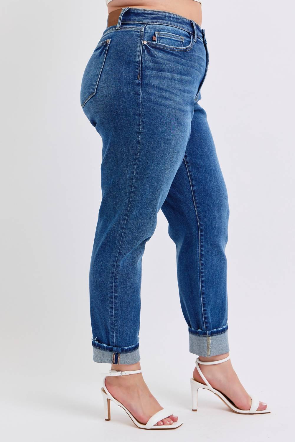 Judy Blue - Plus Mid-rise Boyfriend Jeans With Cuff