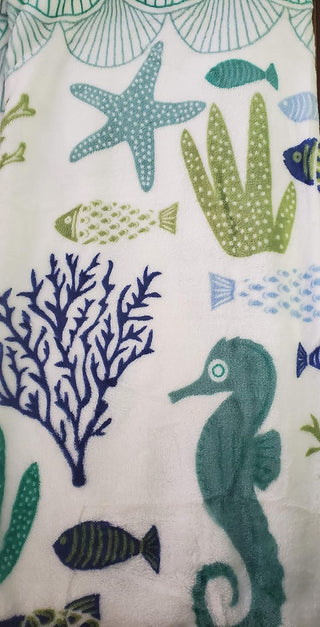 Soft Fleece Throw Blanket 50x60 – Lightweight Cozy Bed Couch Sofa Blanket for All Seasons