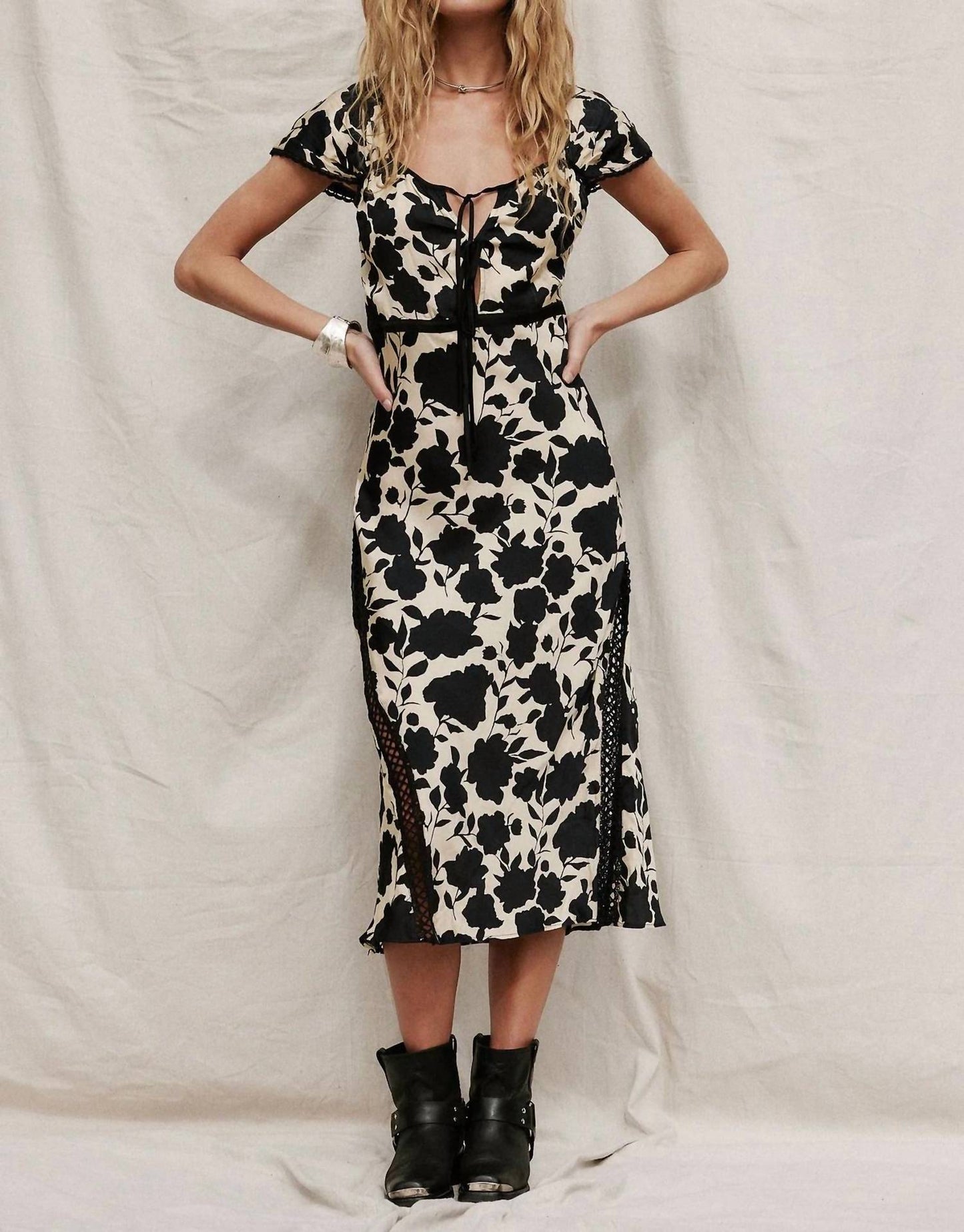 Jen'S Pirate Booty - Castilla Midi Dress