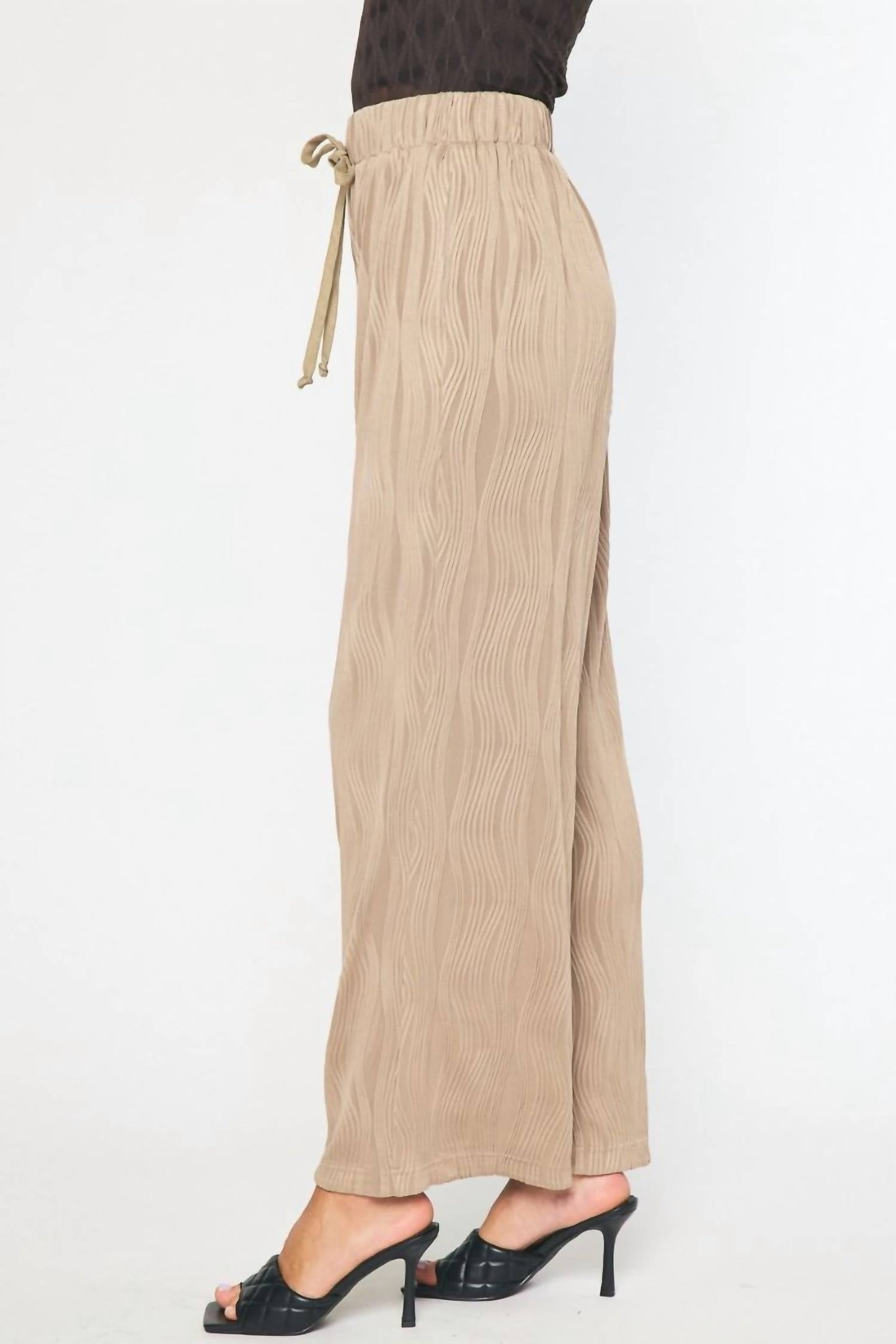 Entro - Textured Wide Leg Pant