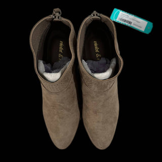 Violet & Red - Women's Lazer Cut Topline Boho Chic Heeled Bootie