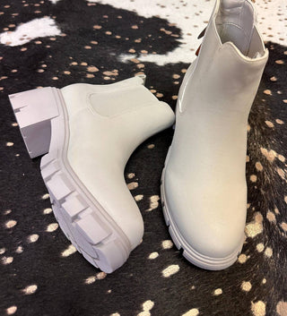 Mia - Women's Ivy Boot