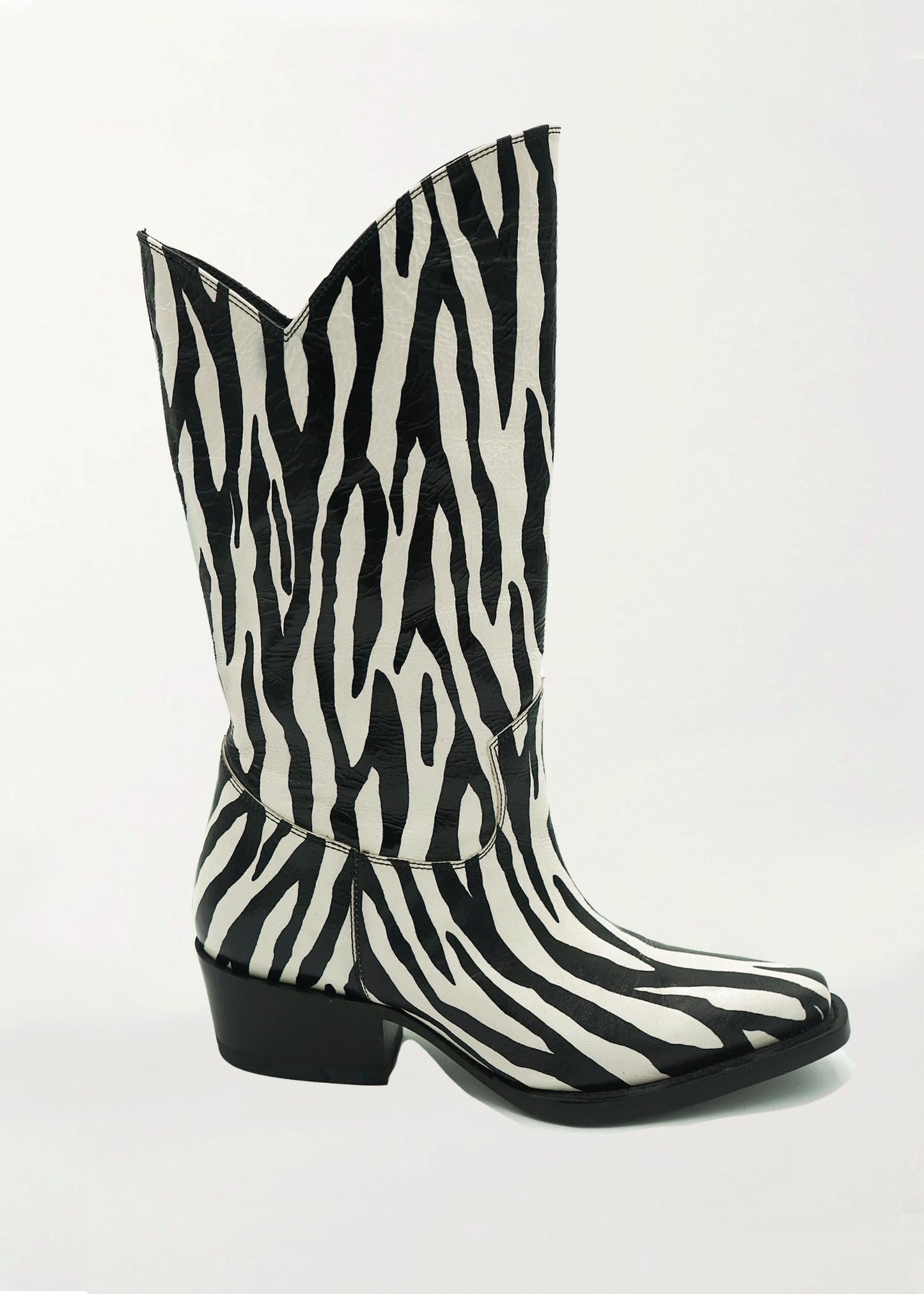 Che By Chelsey - Women's Zebra Texan Boots