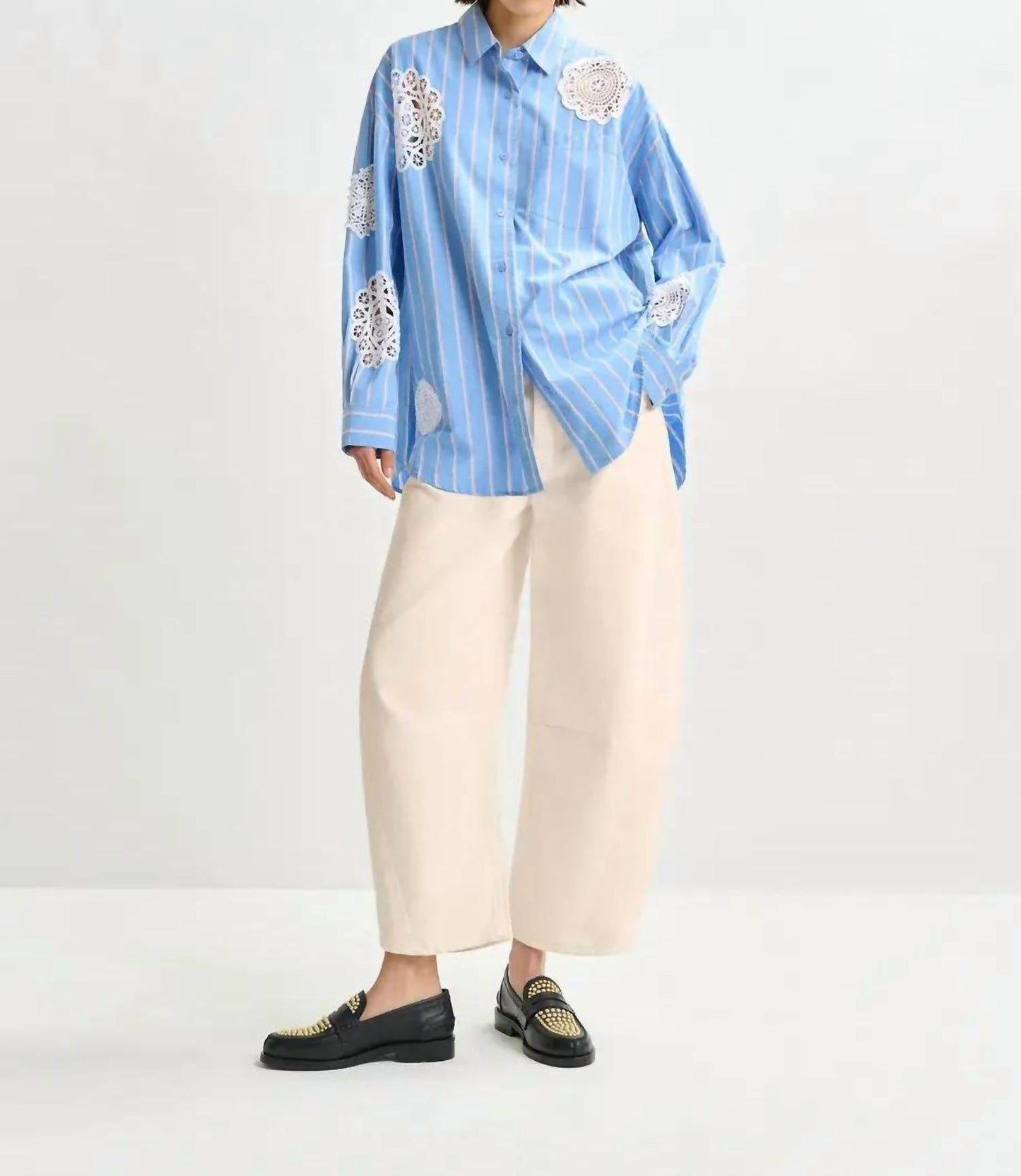 Essential Antwerp - Lace Applique Shirt