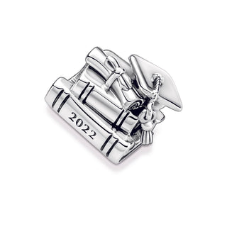 Pandora - 2022 Graduation Charm