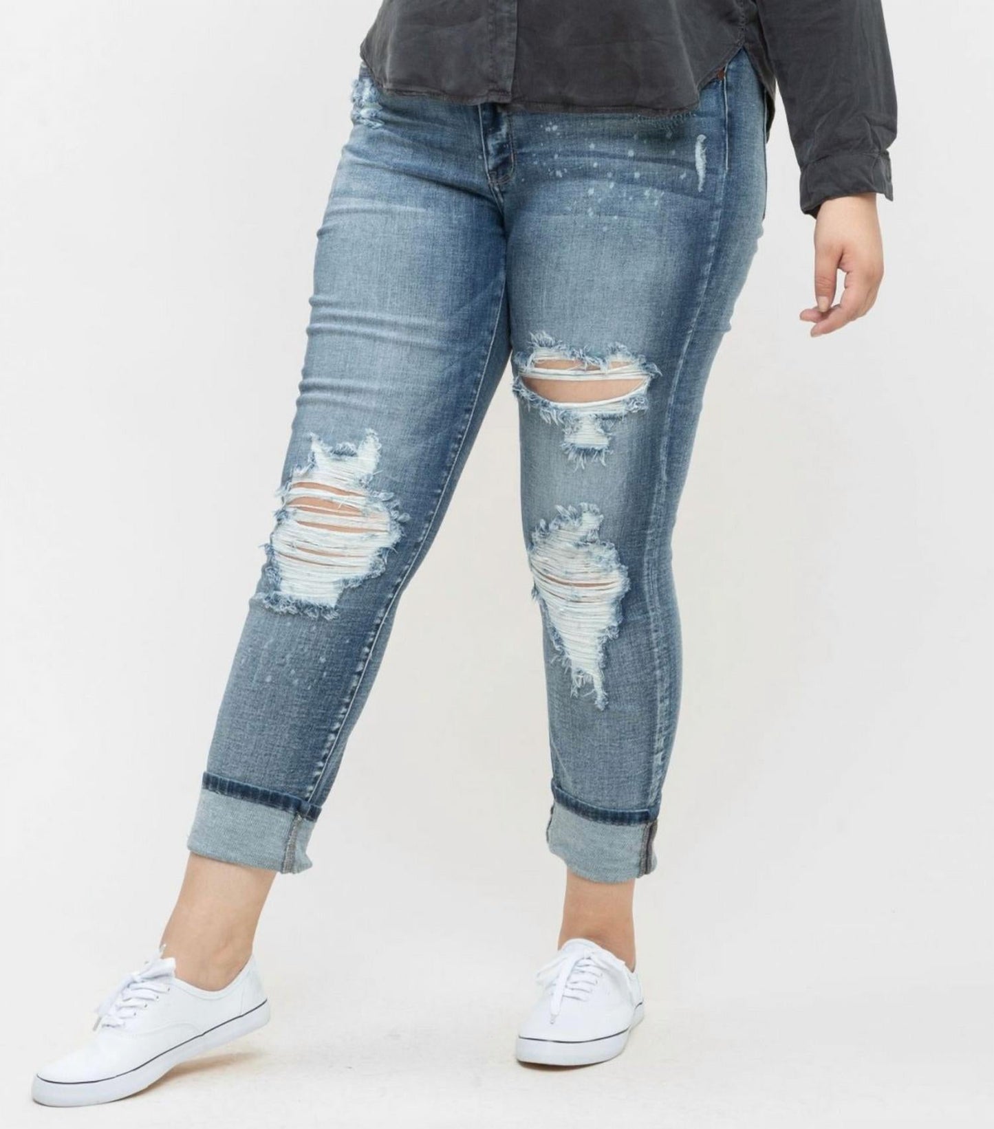 judy-blue-destroyed-bleach-splatter-boyfriend-jeans-plus-size