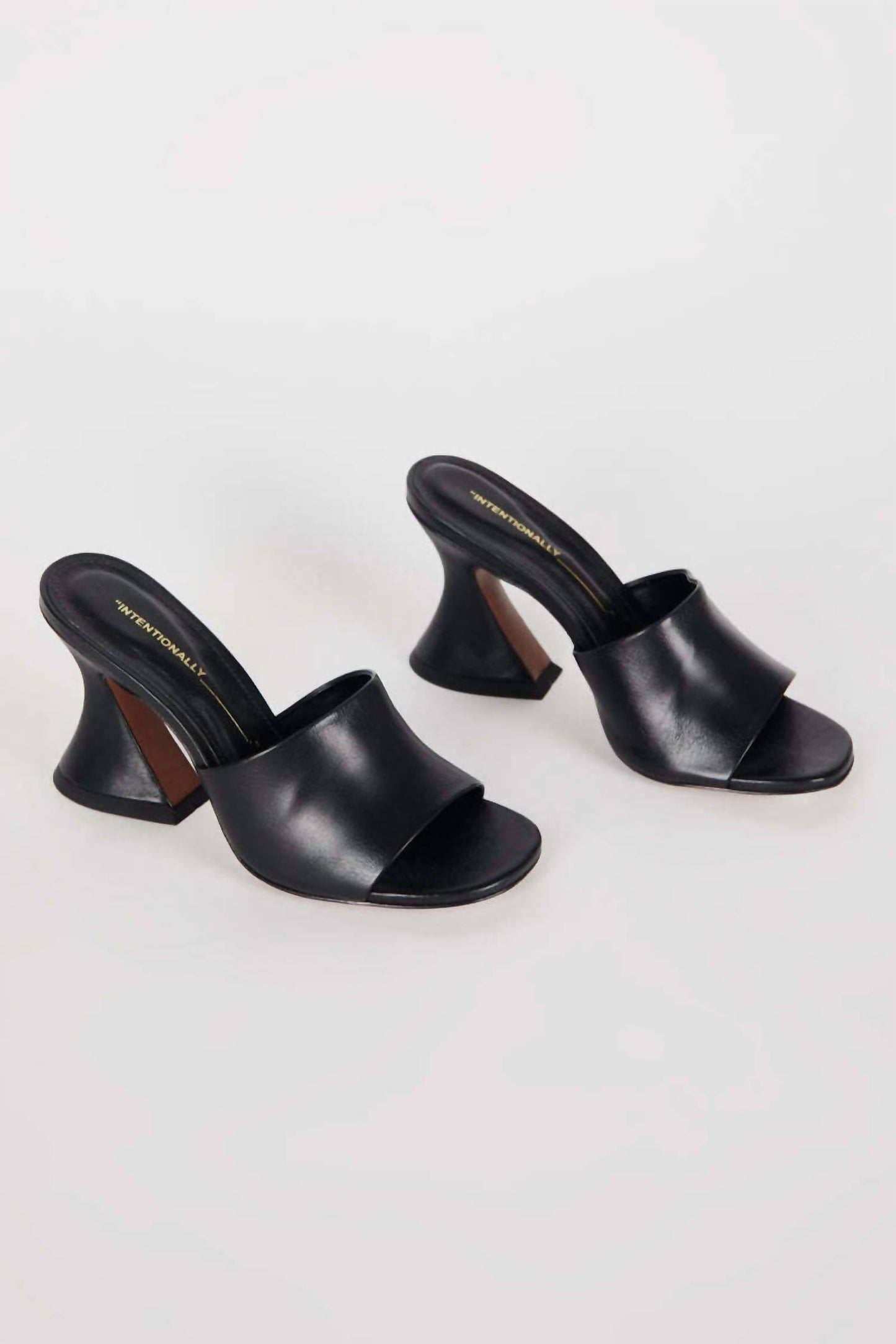 Intentionally Blank - Women's 1-800 Leather Mule Heel