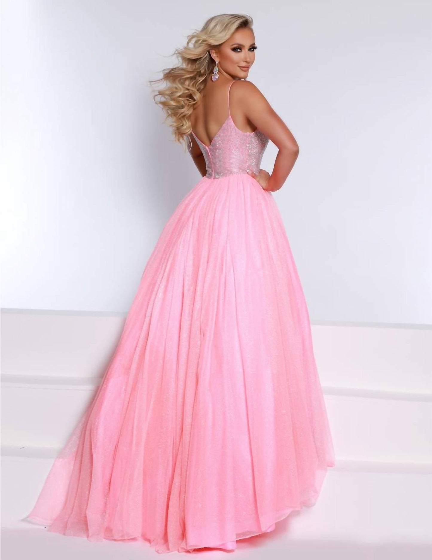2Cute - V-neck A-line Prom Dress