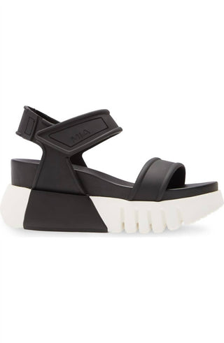 Bamboo - Women's Upsurge Platform Contrast Sandal