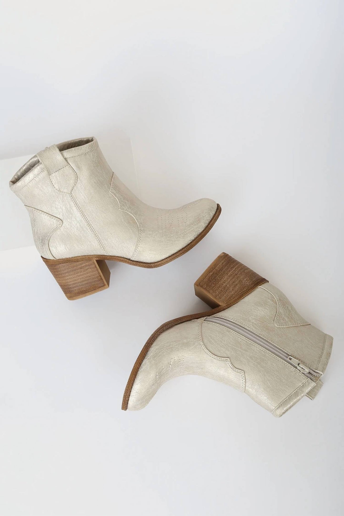 Dirty Laundry - Women's Unite Ankle Booties