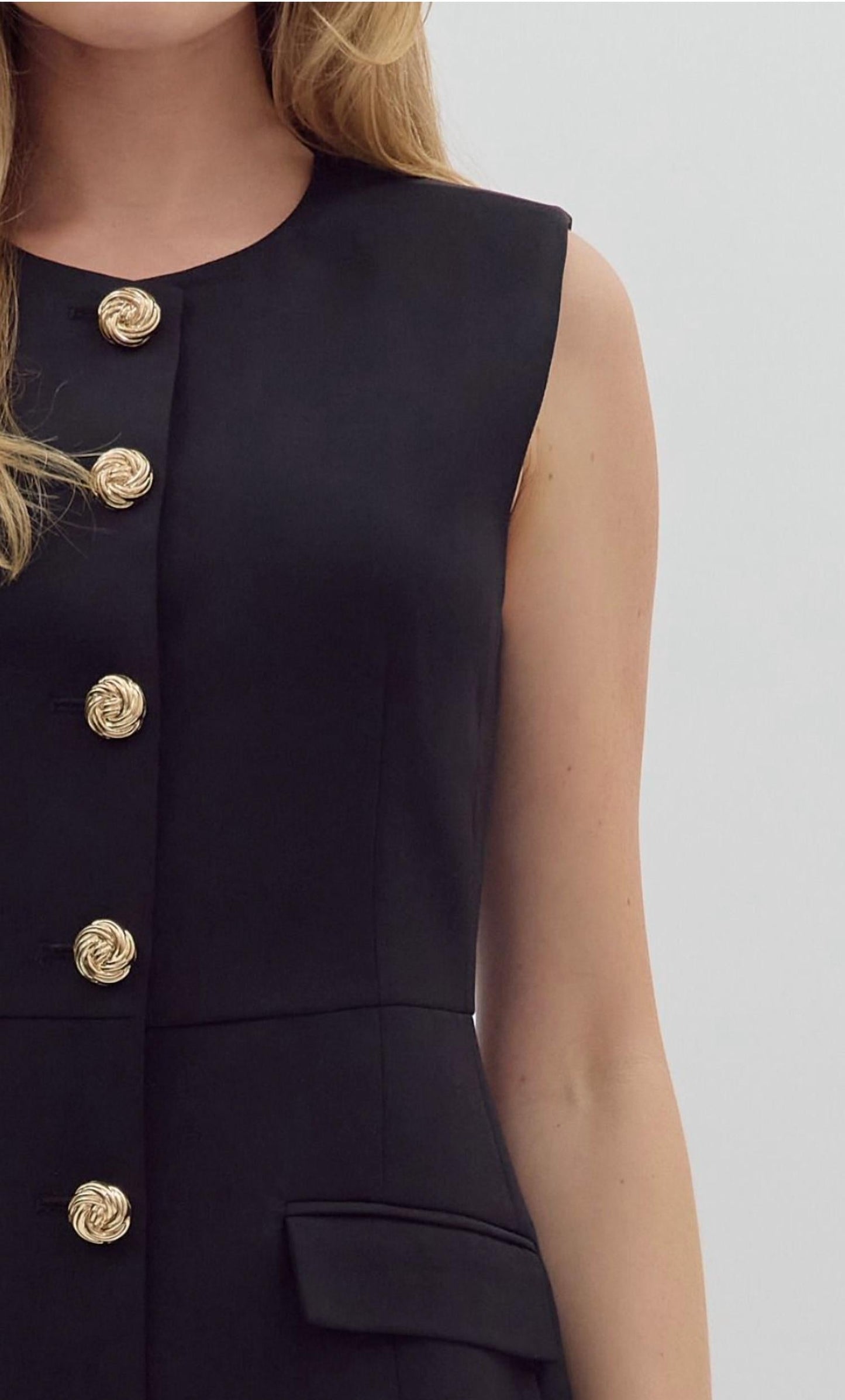 Entro - Solid Sleeveless Mini Dress
