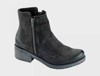 Naot - Women's Wander Oily Suede Boots