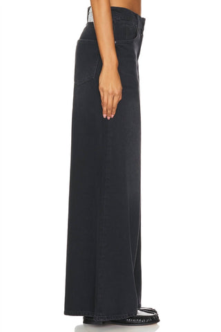 Mother - Slung Sugar Cone Sneak Jean