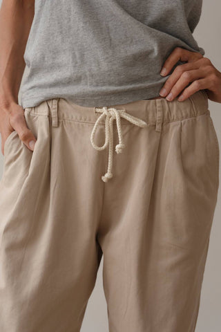 Donni. - Chino Drawstring Crop Pant