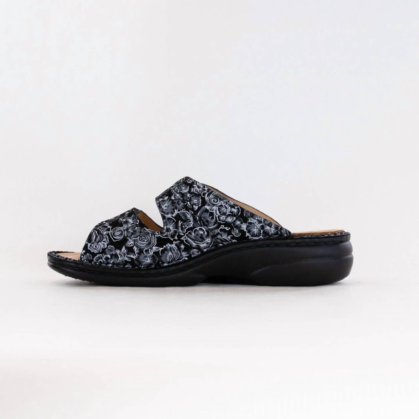 Finn Comfort - Women's Finn Comfort Mira Shoe