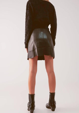 Q2 - Button Through Mini