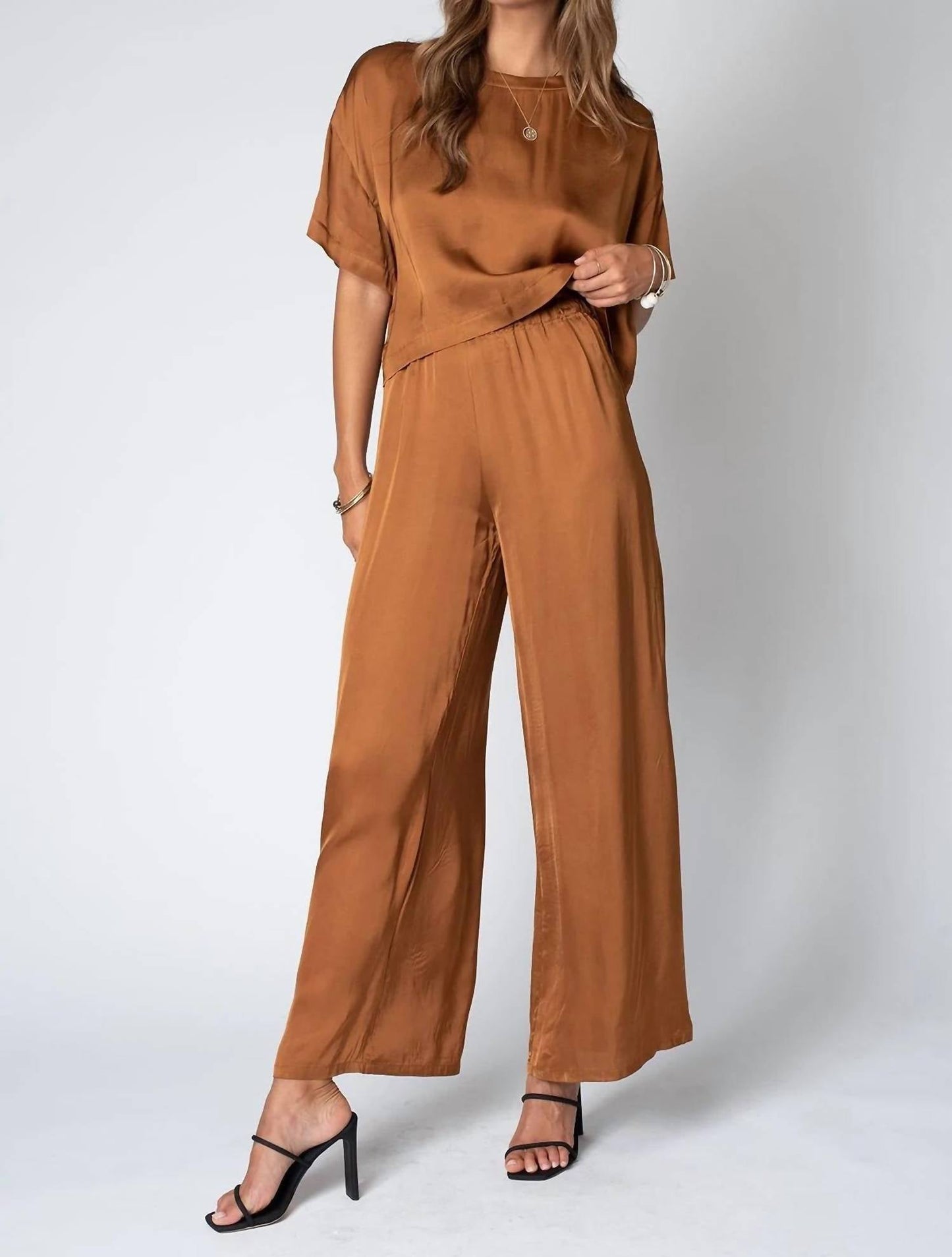 Stillwater - Mila Long Sleeve Crop Top
