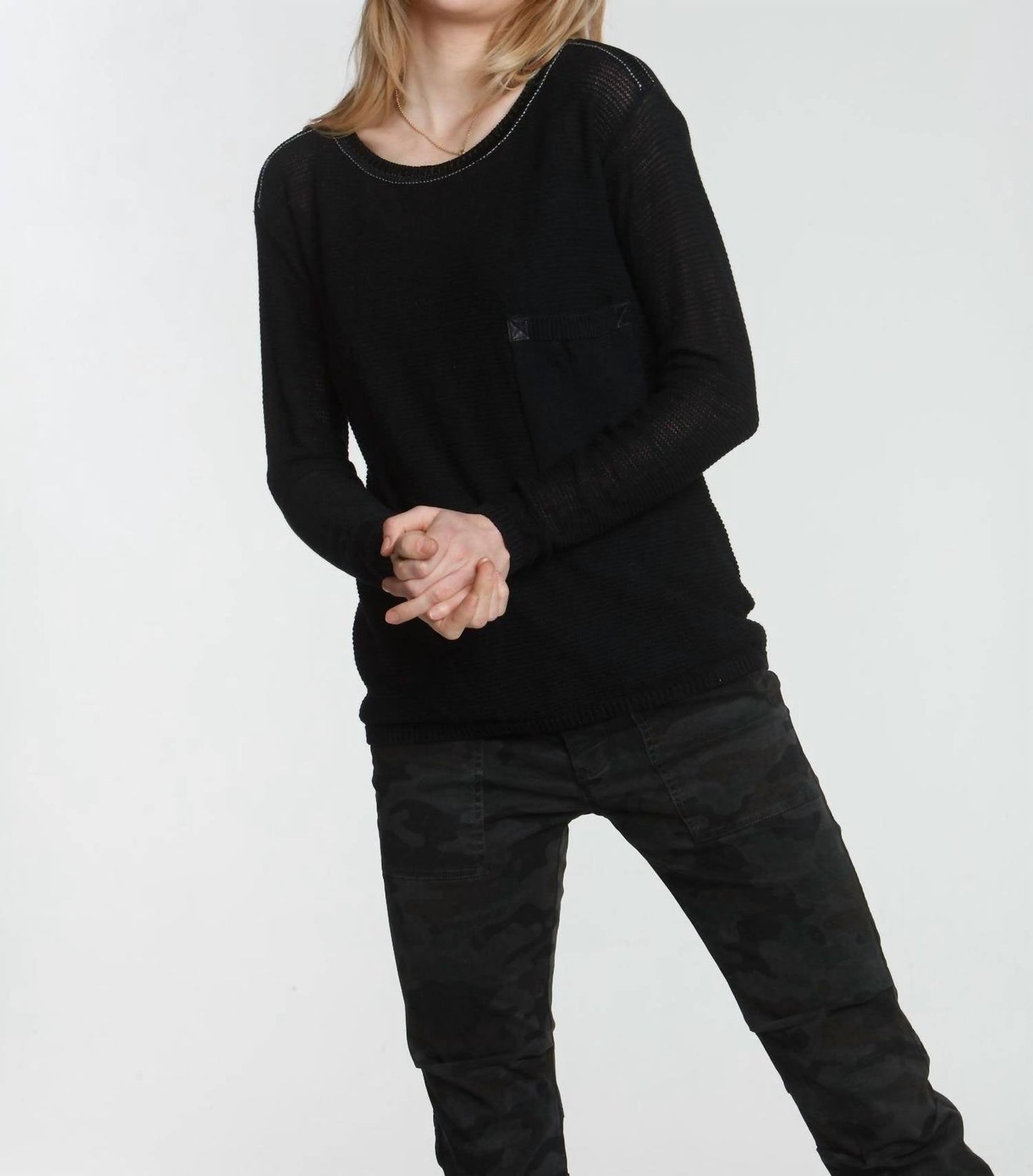Label+Thread - Women's Frankie Pocket Crew Top