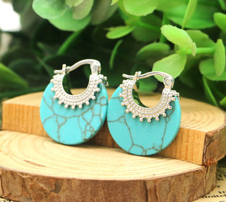 14K White Gold Turquoise Circle Cutout Huggie