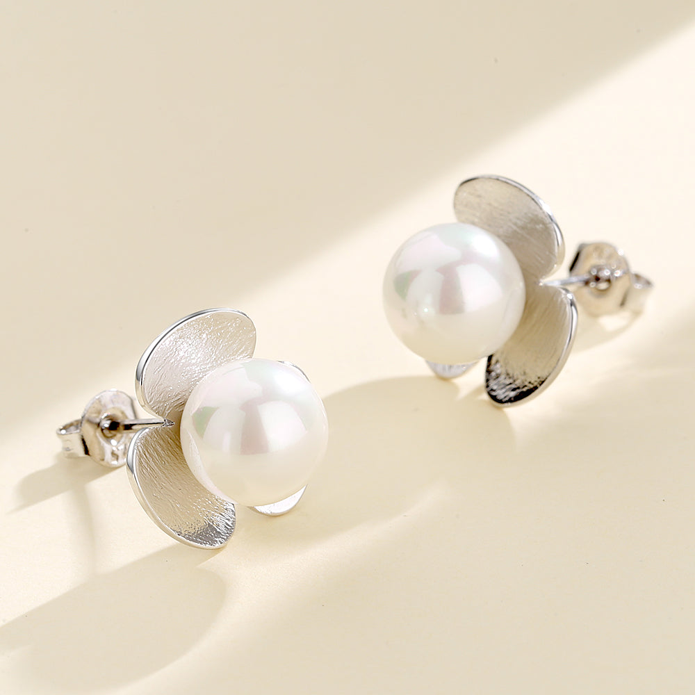 Sterling Silver Clover and Cultured Pearl Earring