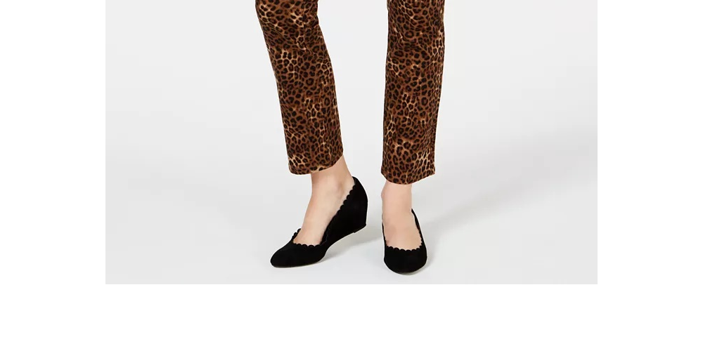 Charter Club Women's Printed Lexington Straight Leg Jeans Brown Size 4 Petite