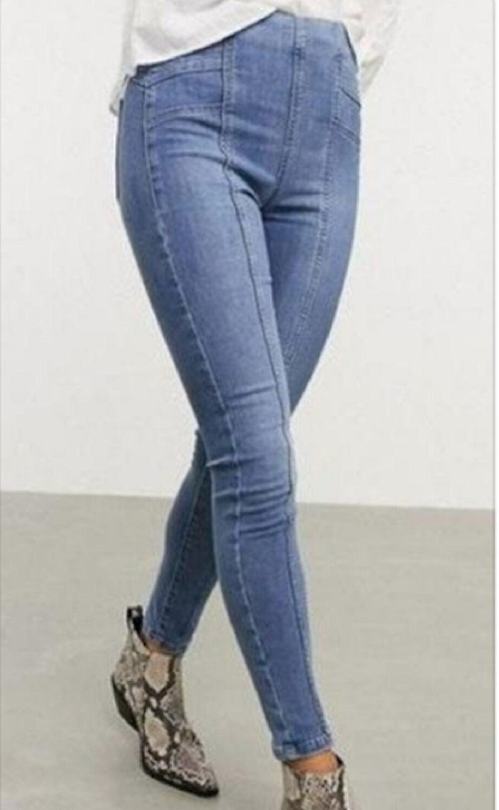 Free People Women's Feel Alright Skinny Jeans Dark Blue Size 27