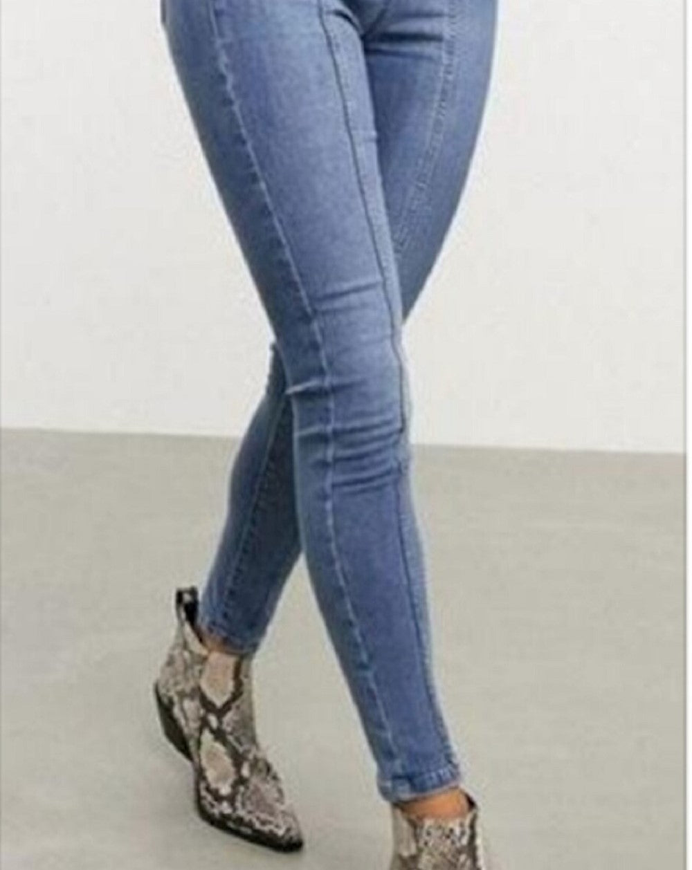 Free People Women's Feel Alright Skinny Jeans Dark Blue Size 27