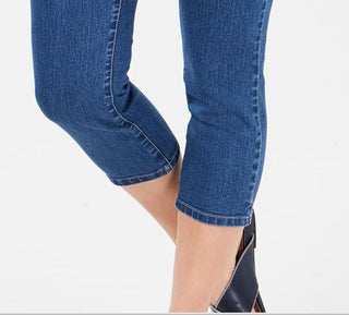 Charter Club Women's Tummy Control Bristol Capri Jeans Blue Size 6