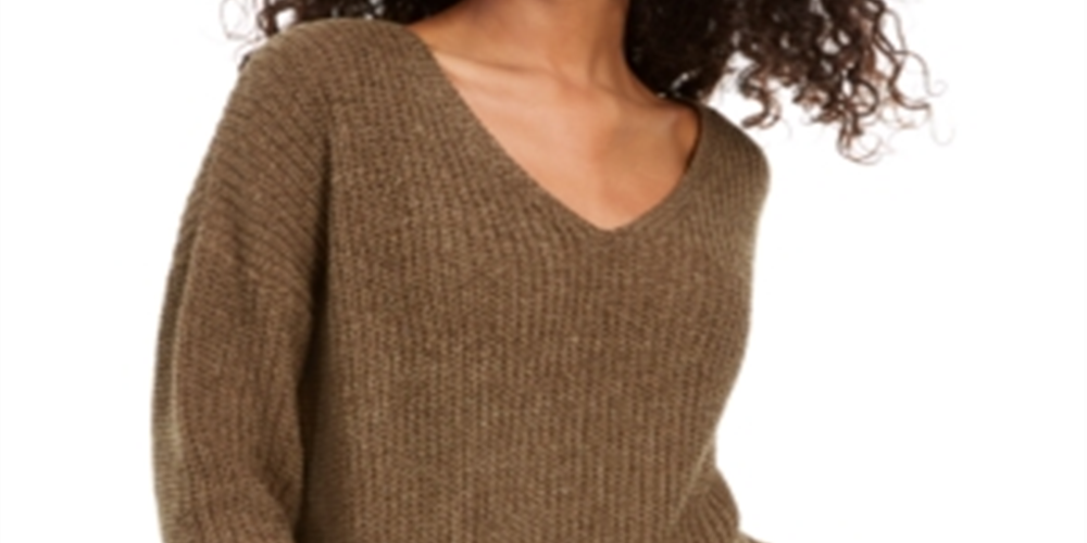 Hippie Rose Junior's Chenille V Neck Sweater Green Size Medium