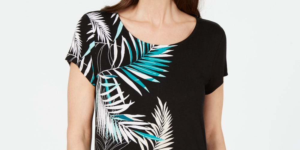Alfani Women's Printed Round-Hem T-Shirt Black Size Petite Medium