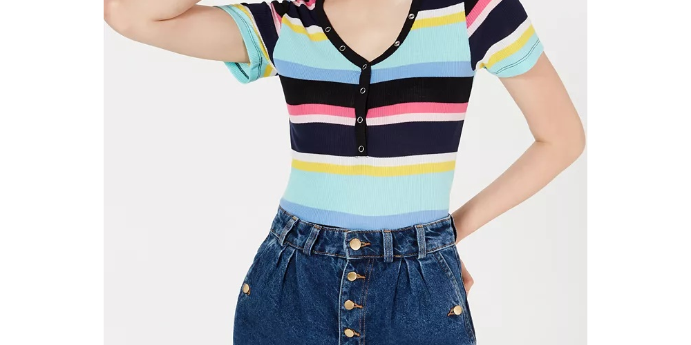 Planet Gold Juniors Striped V-Neck Top Black Size Medium
