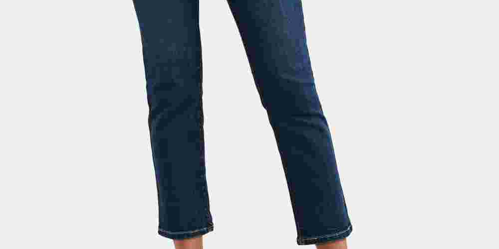 Levi's Women's 724 Straight-Leg Cropped Jeans Blue Size 29