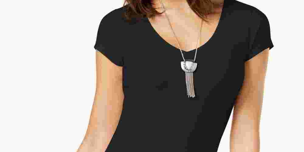 Derek Heart Junior's -Neck T-Shirt Black Size Medium