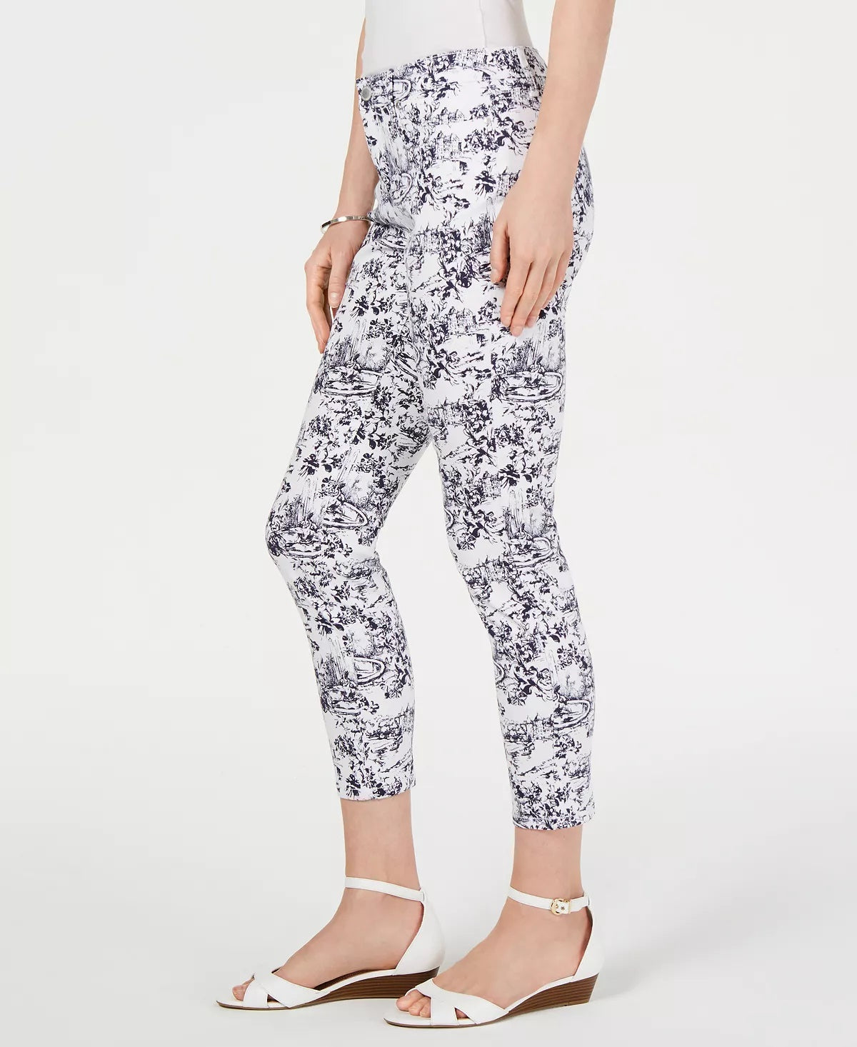 Charter Club Women's Tummy Control Printed Skinny Jeans White Size 14