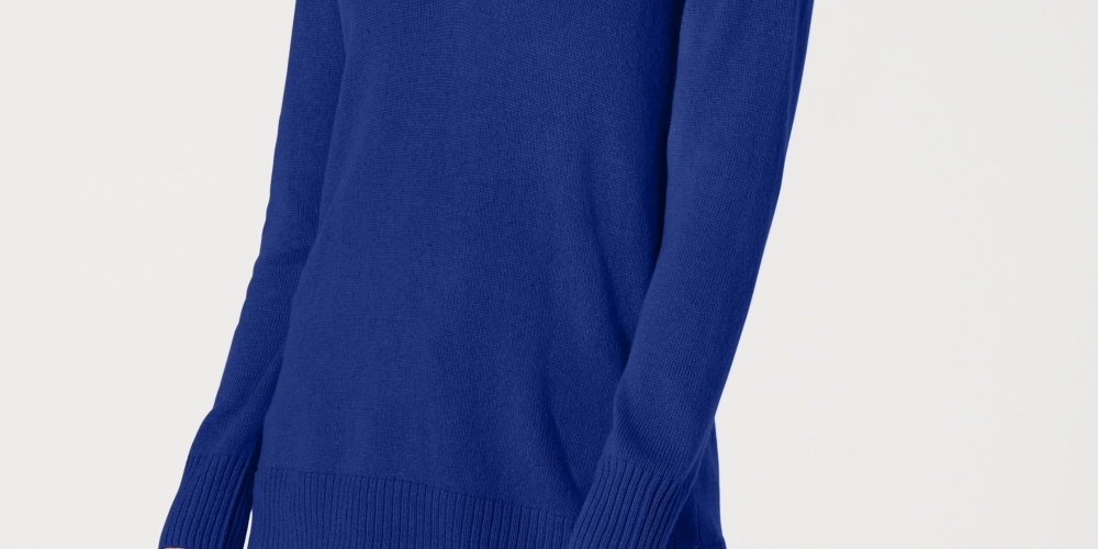 Karen Scott Women's V Neck Solid Sweater Blue Size Medium