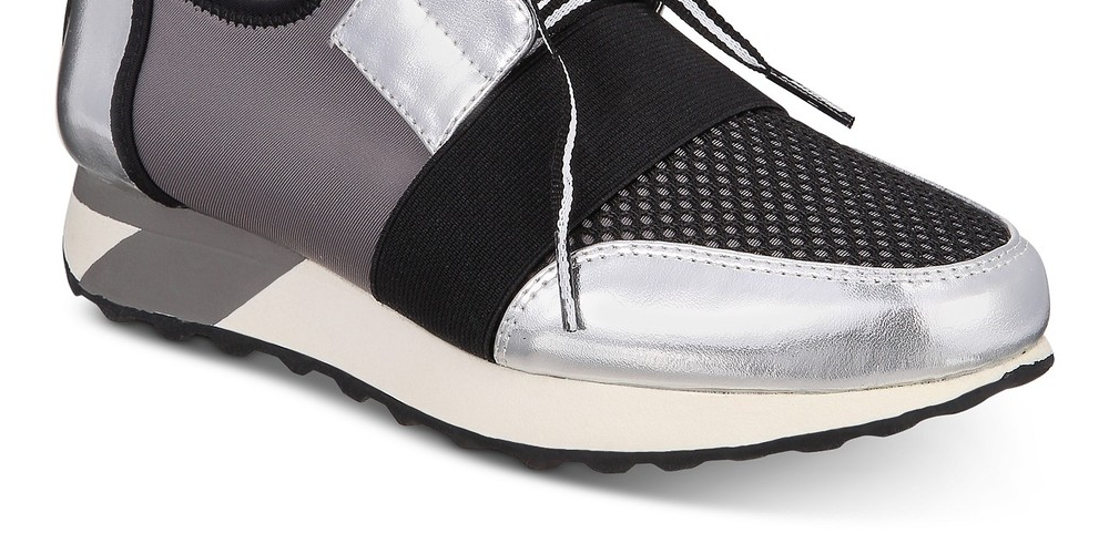 Material Girl Women's Annya Low Top Lace up Fashion Sneakers Gray Size 7.5 M