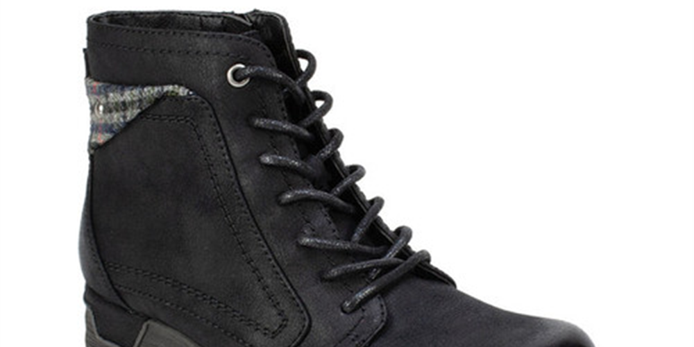 Mountain Women's Casual Rosalie Bootie Black Size 9.5 M