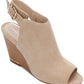 Kenneth Cole Women's Heels Almond Size 9 M