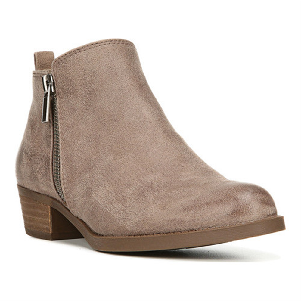 Carlos Santana Women's Round Toe Synthetic Ankle Boot Brown Size 8.5 M