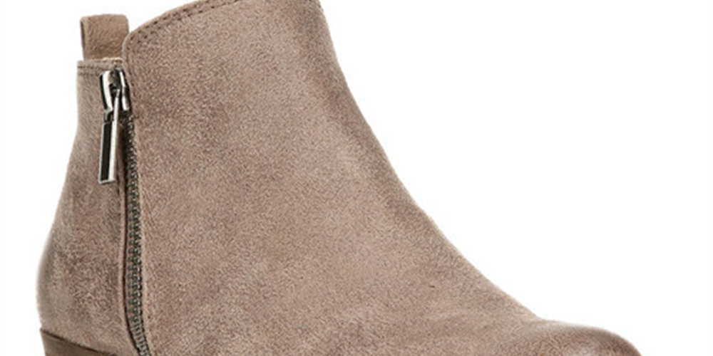 Carlos Santana Women's Round Toe Synthetic Ankle Boot Brown Size 8.5 M