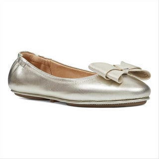 Bandolino Women's Faudoa Bow Flat Gold Size 5 M